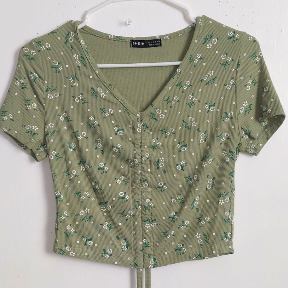 Cropped green top